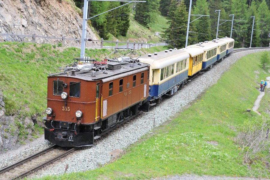 2019.06.10 RhB Ge 4-6 353 Bahnfest Bergün mit Pullmannwagen (11)